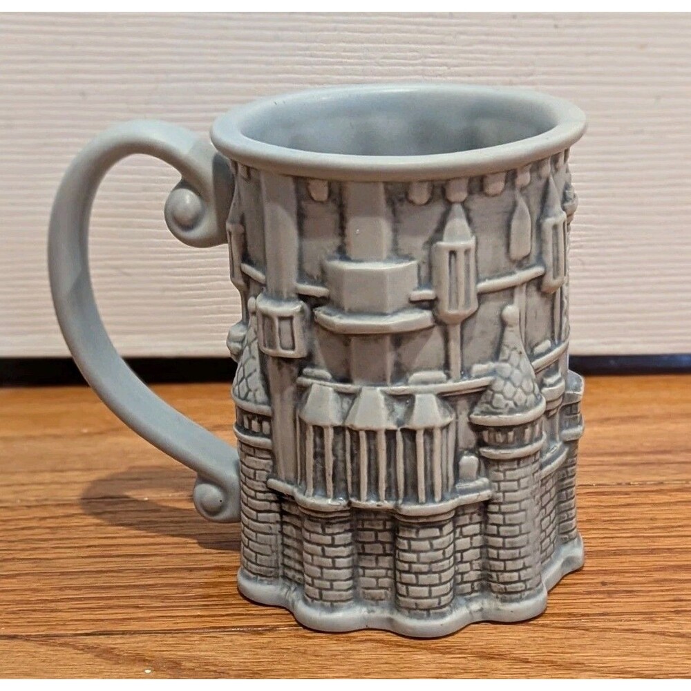 Disney Parks Mug Cinderella’s Castle Sculpted 3D Large Mug Cup Gray Disney World